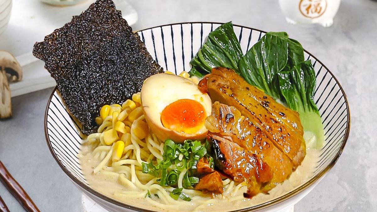 Viral Ramen Kaki Lima Buatan Mantan Chef Resto Jepang