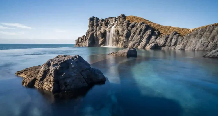 Sky Lagoon, Pesona Pemandian Geotermal di Tepi Laut Islandia