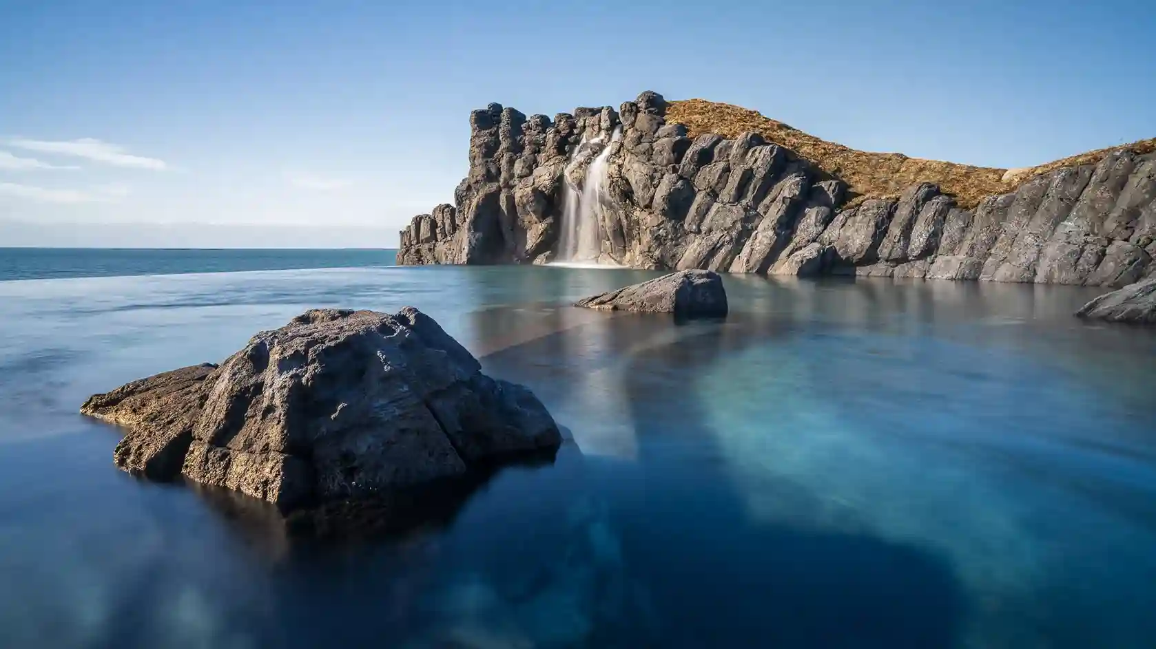 Sky Lagoon, Pesona Pemandian Geotermal di Tepi Laut Islandia
